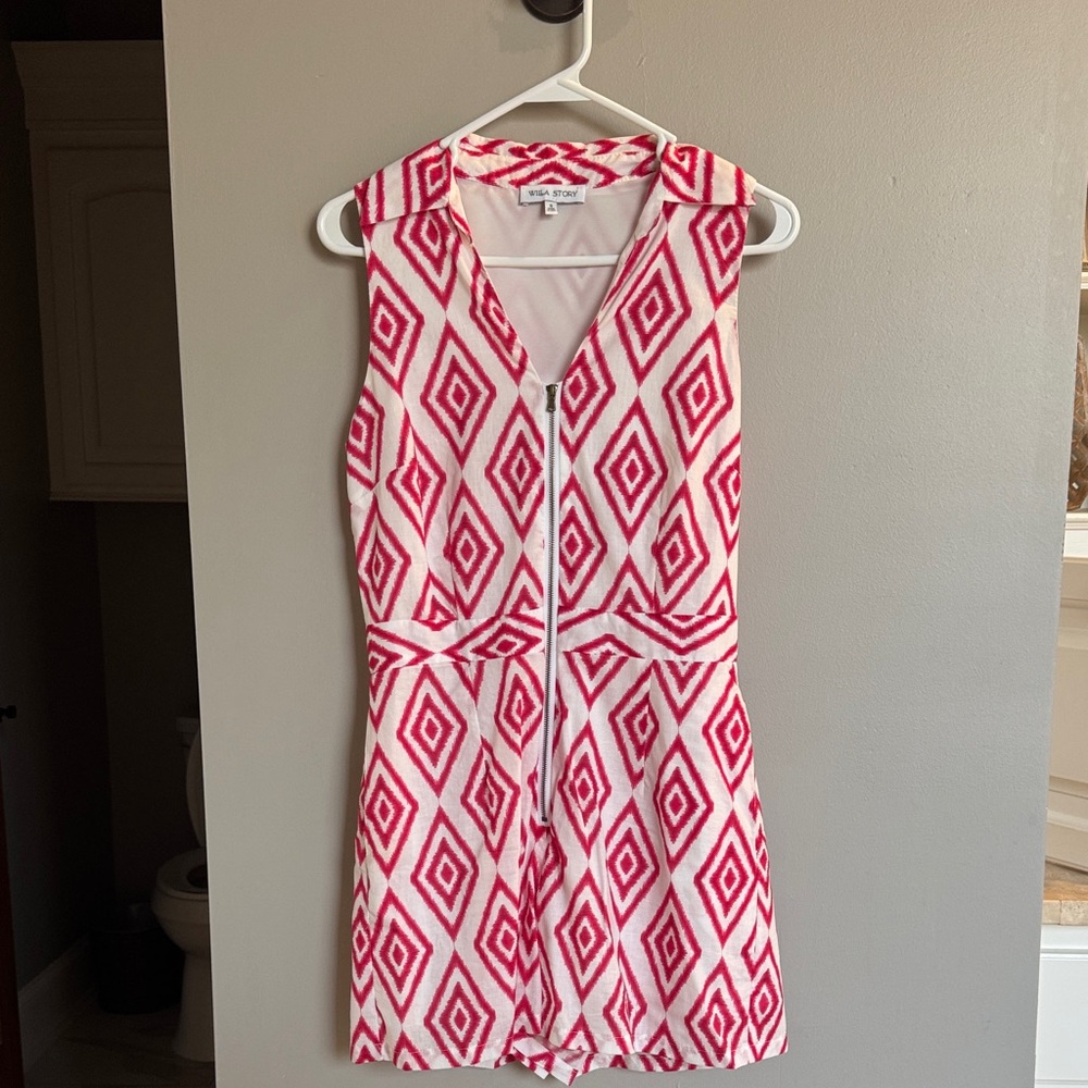 Sleeveless Pink and White Geometric Jumpsuit